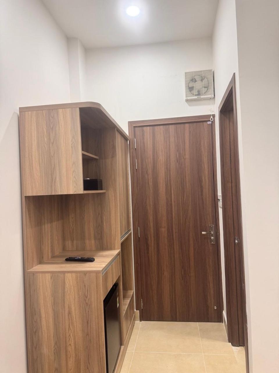 Bed & Breakfast Cozy Airport - Self Check-in 247 TP. Hồ Chí Minh